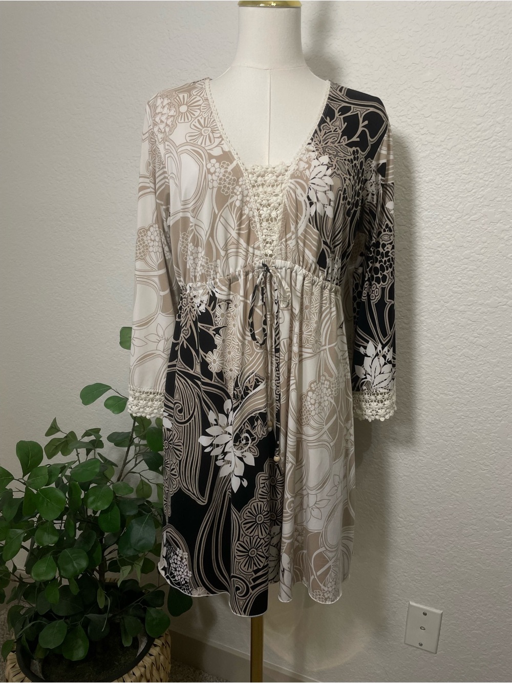 Soma Intimates Boho Floral Crochet Trim Dress – Size Medium